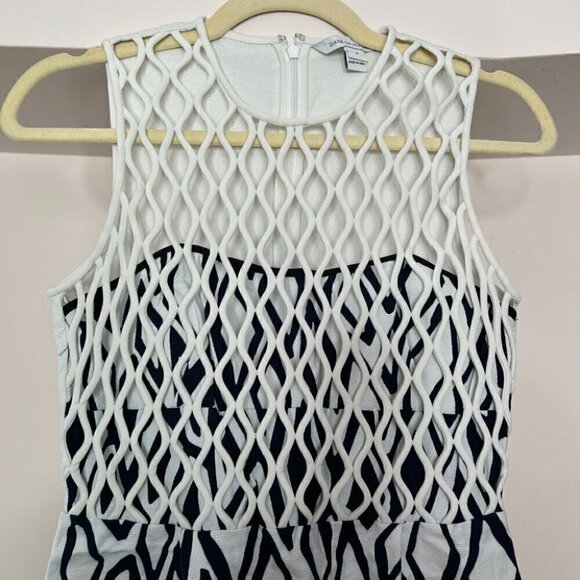 DIANE von Furstenberg Leonora Navy White Patterned Dress - Picture 3 of 7